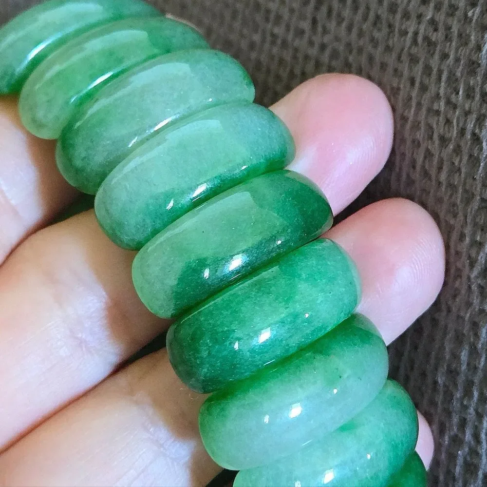 Iris & Lily Green💚 Aventurine Stretch Bracelet - NWT